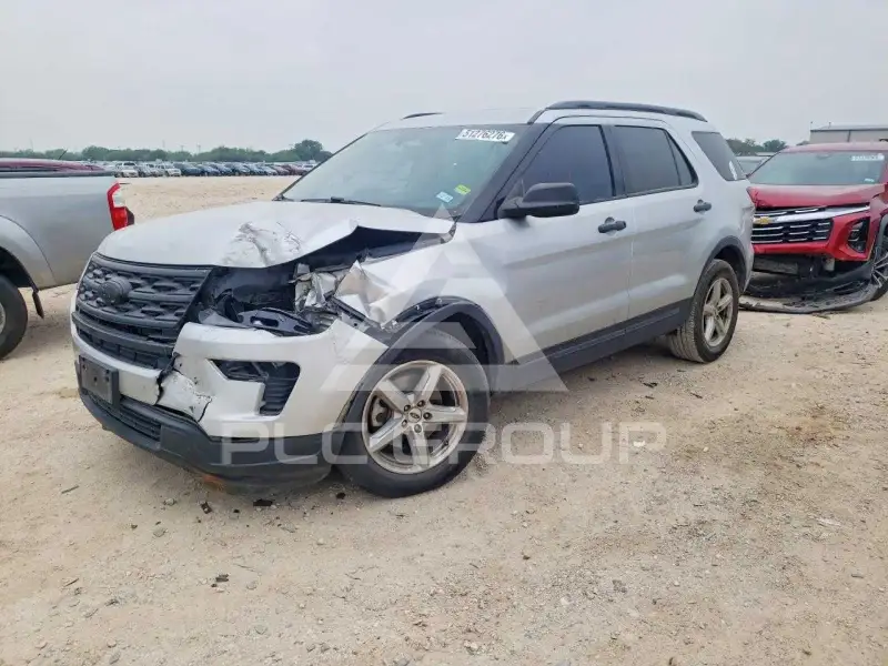 2018 Ford EXPLORER фото