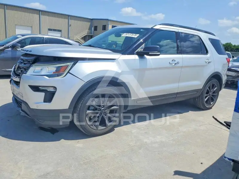 2018 Ford EXPLORER фото