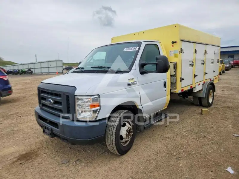 2018 Ford ECONOLINE фото