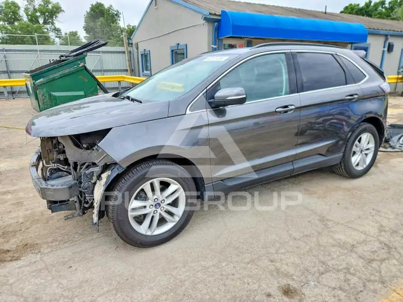 2018 Ford EDGE photo
