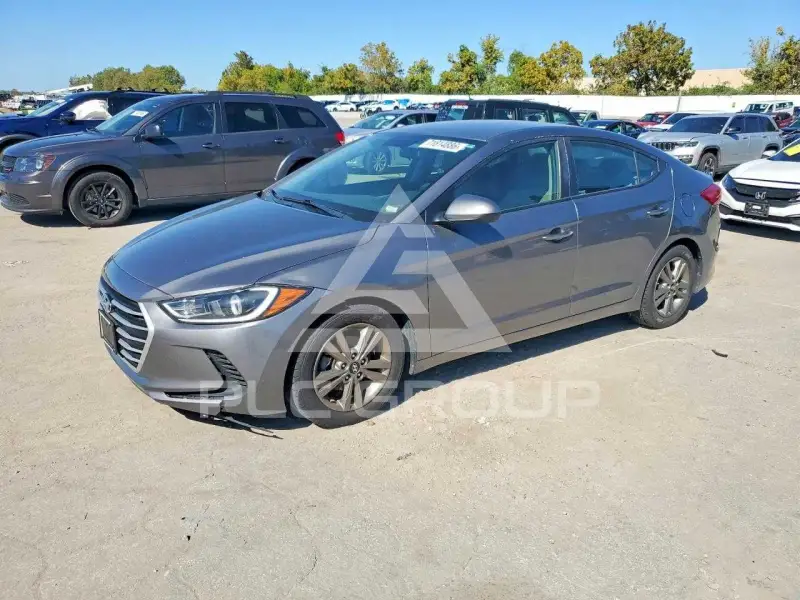 2018 Hyundai Elantra photo