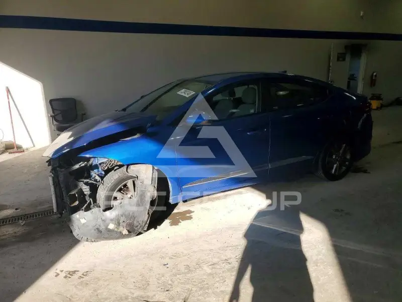 2018 Hyundai Elantra photo