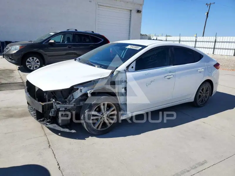2018 Hyundai Elantra photo