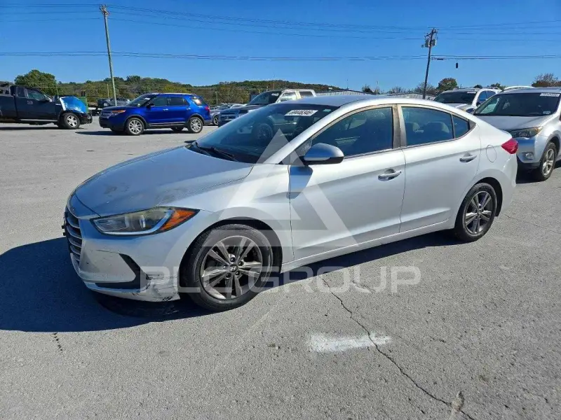 2018 Hyundai Elantra фото