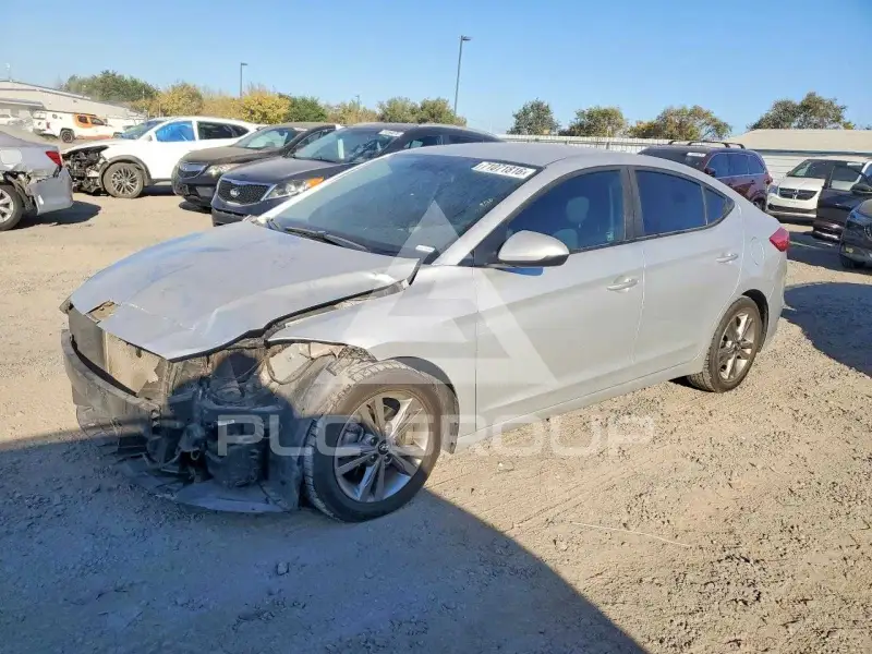 2018 Hyundai Elantra photo