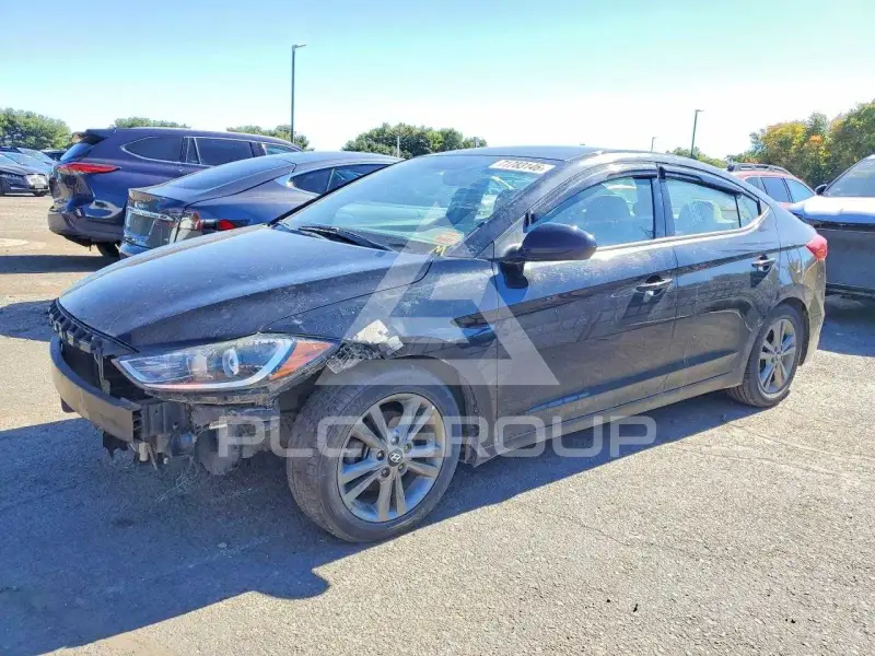 2018 Hyundai Elantra photo