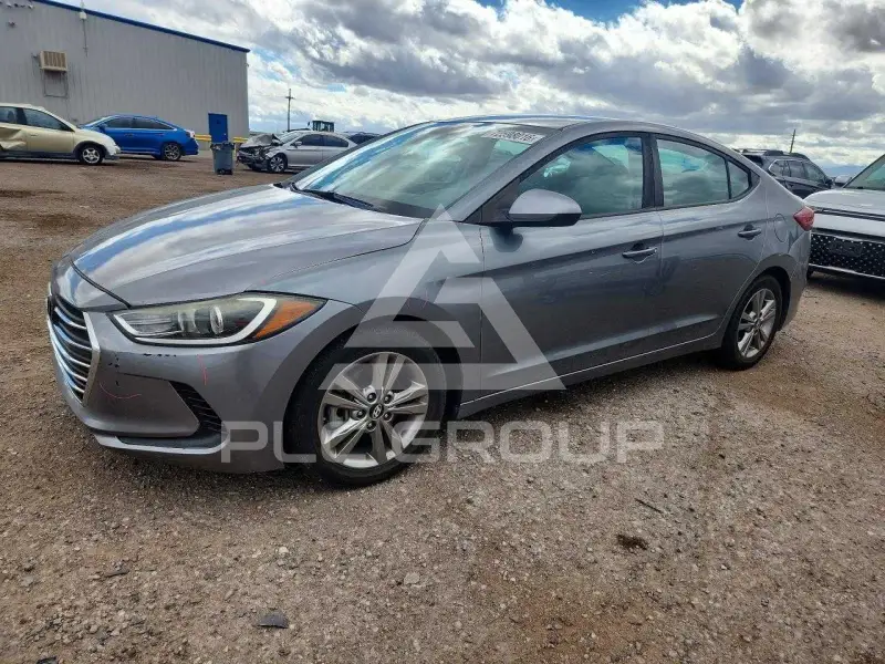 2018 Hyundai Elantra photo
