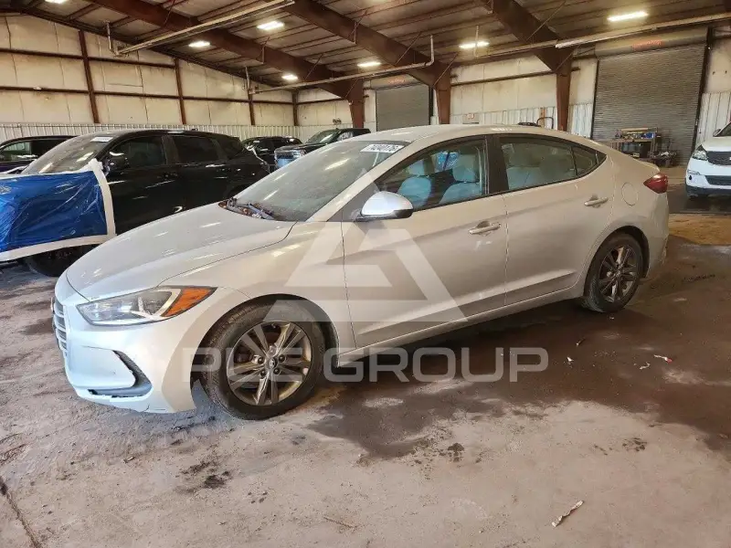 2018 Hyundai Elantra фото