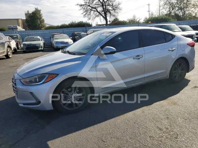 2018 Hyundai Elantra photo