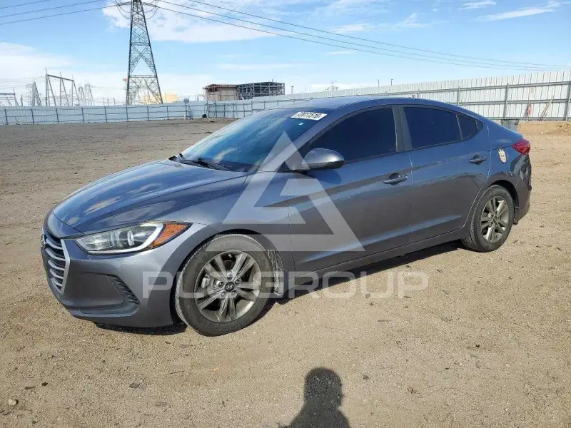 2018 Hyundai Elantra photo