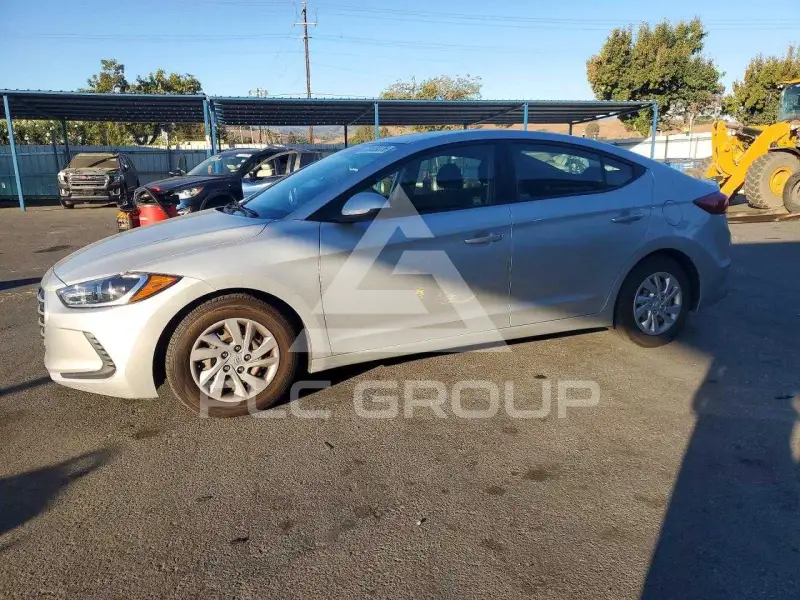 2018 Hyundai Elantra фото