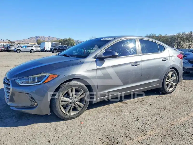 2018 Hyundai Elantra фото