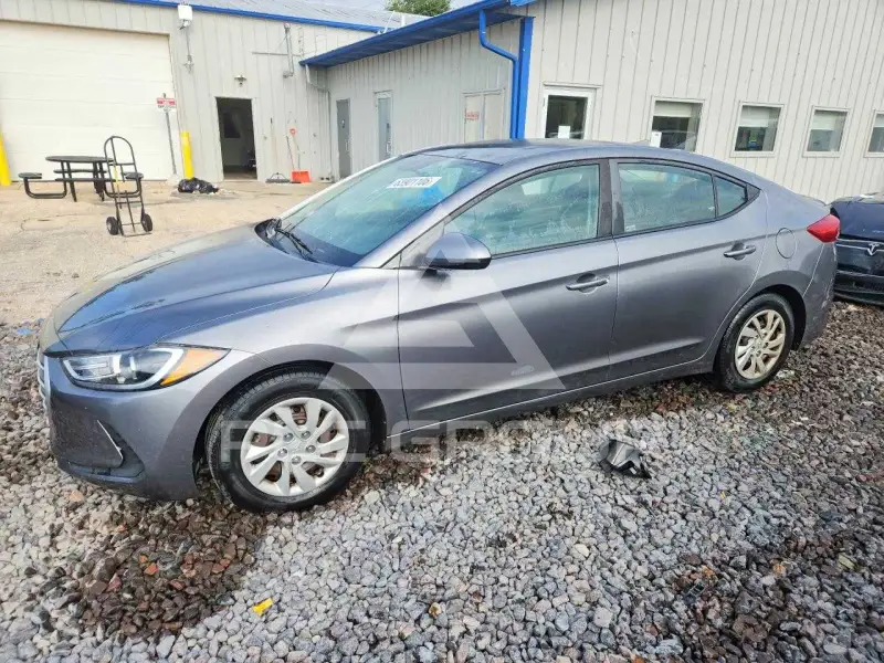 2018 Hyundai Elantra photo