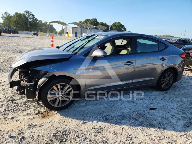2018 Hyundai Elantra photo