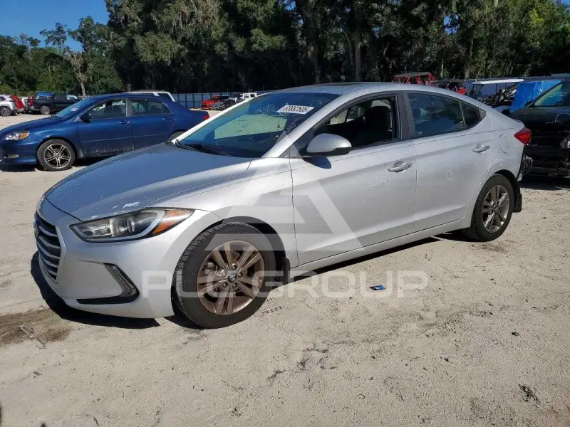 2018 Hyundai Elantra photo