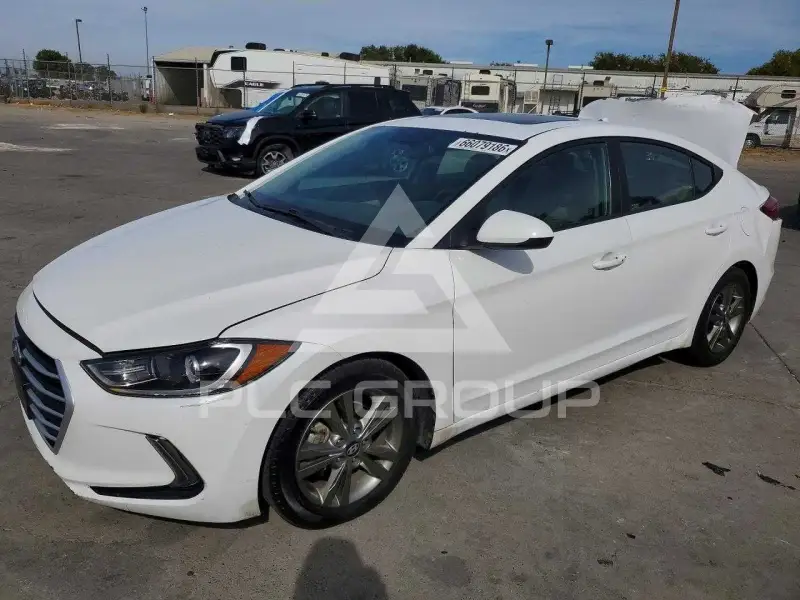 2018 Hyundai Elantra photo