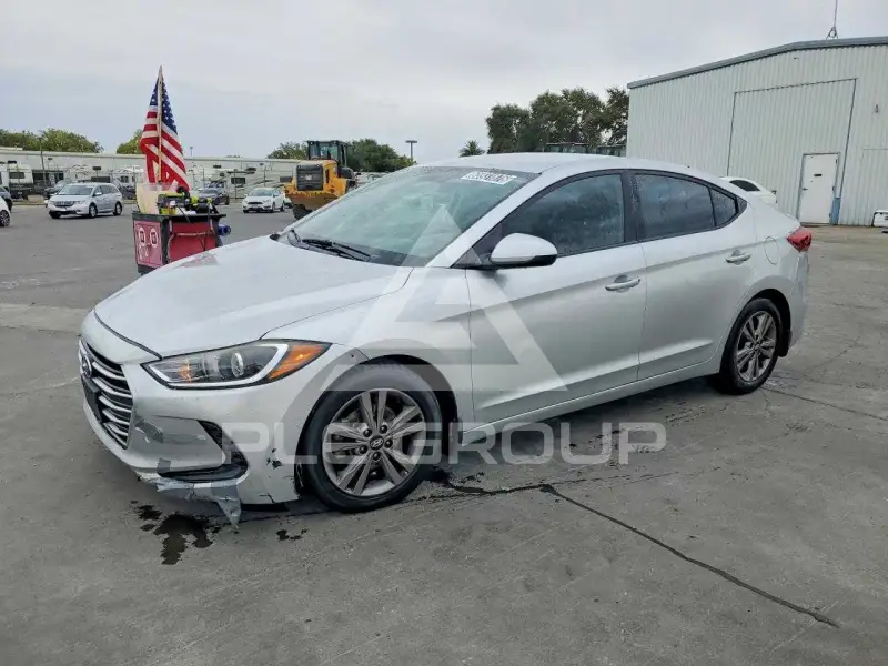 2018 Hyundai Elantra фото