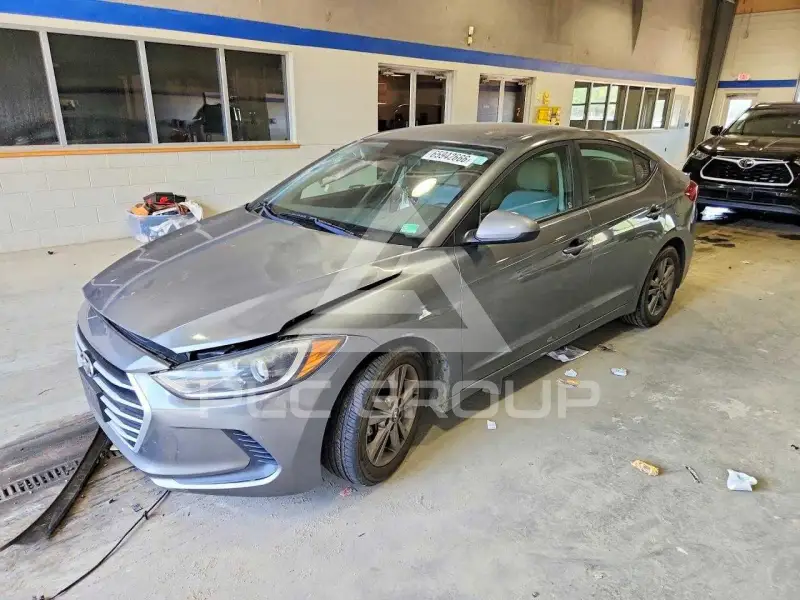 2018 Hyundai Elantra photo