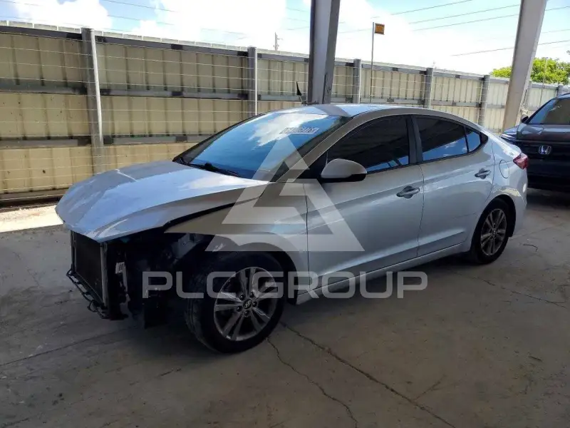 2018 Hyundai Elantra photo