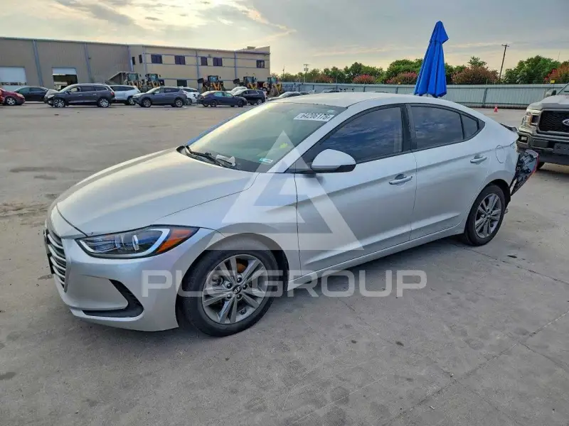 2018 Hyundai Elantra фото