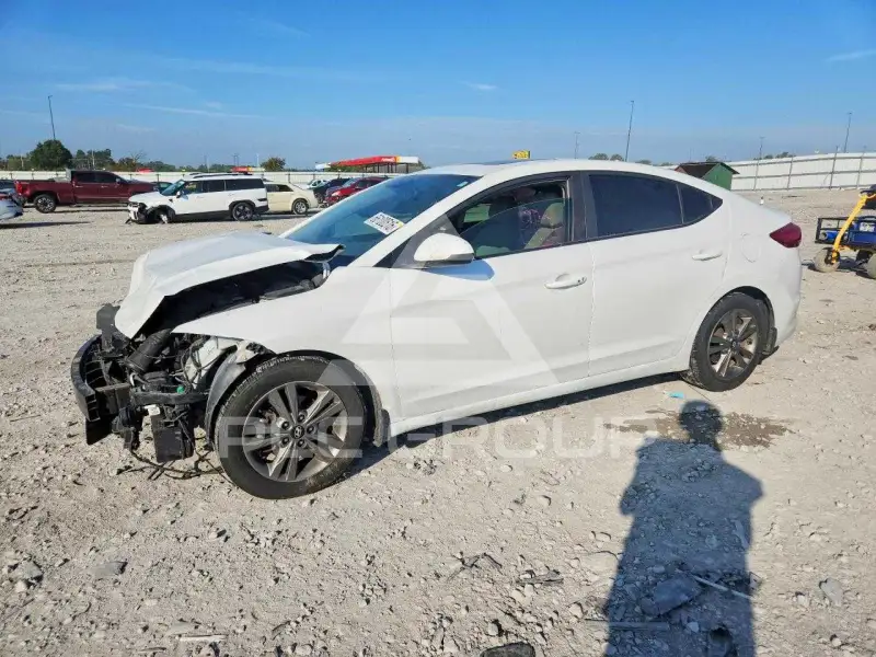 2018 Hyundai Elantra photo