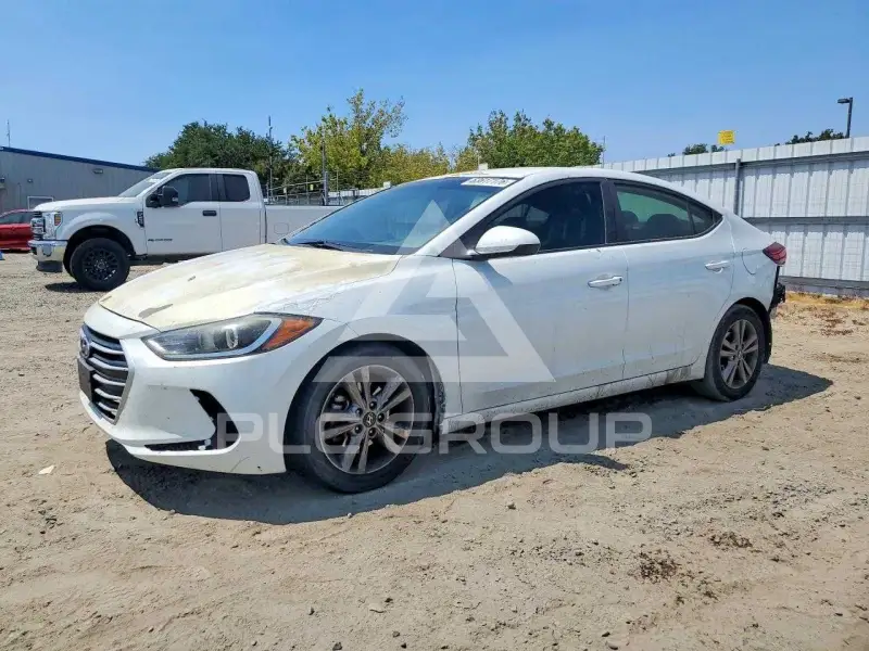 2018 Hyundai Elantra photo