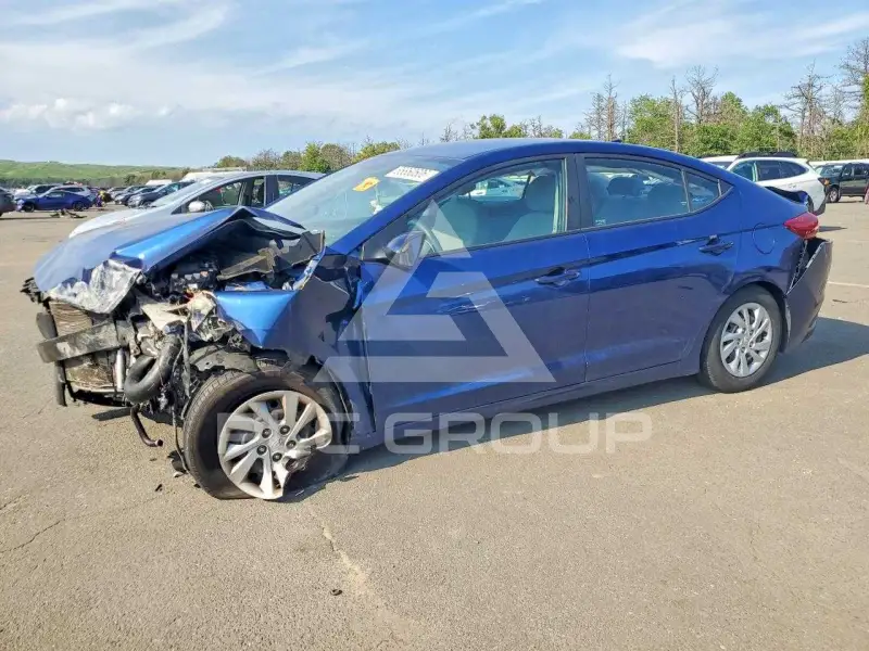 2018 Hyundai Elantra photo