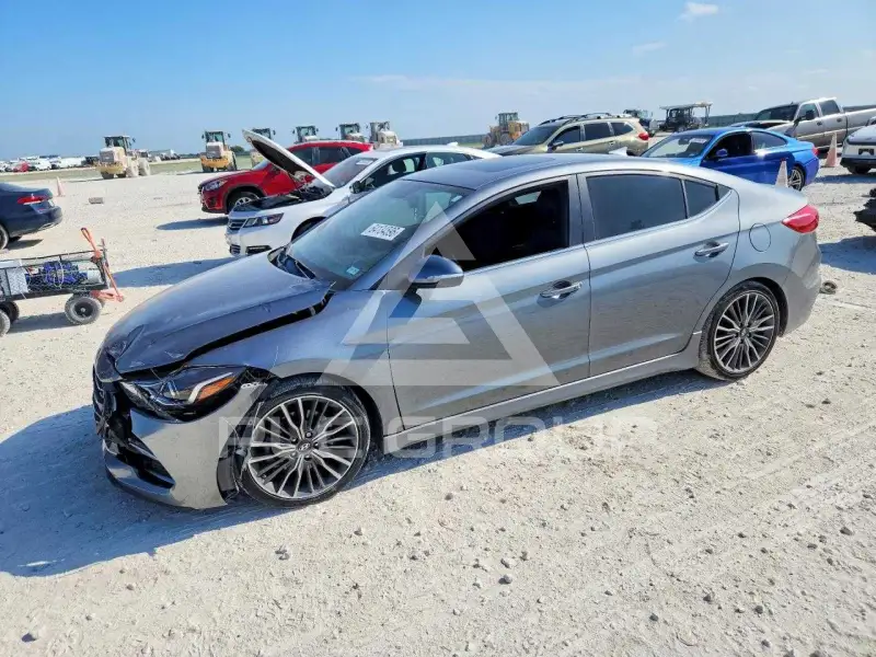 2018 Hyundai Elantra фото
