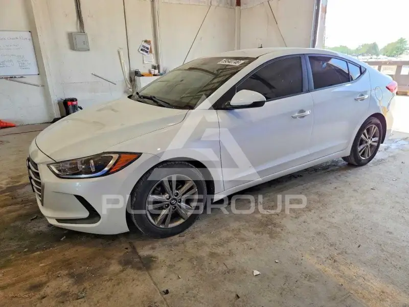 2018 Hyundai Elantra фото