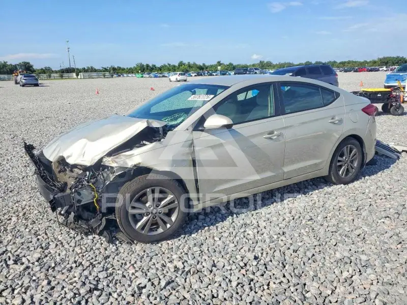 2018 Hyundai Elantra фото