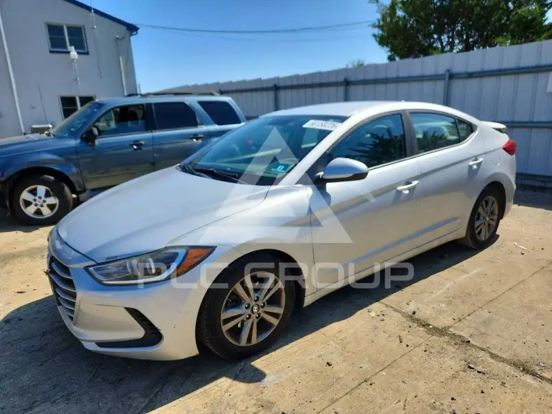 2018 Hyundai Elantra фото