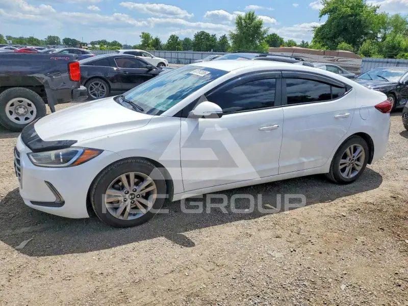 2018 Hyundai Elantra фото