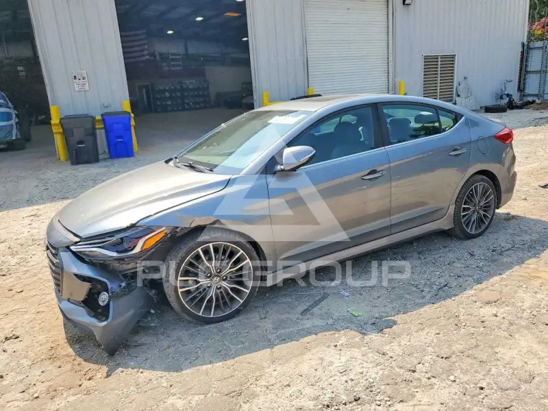 2018 Hyundai Elantra фото