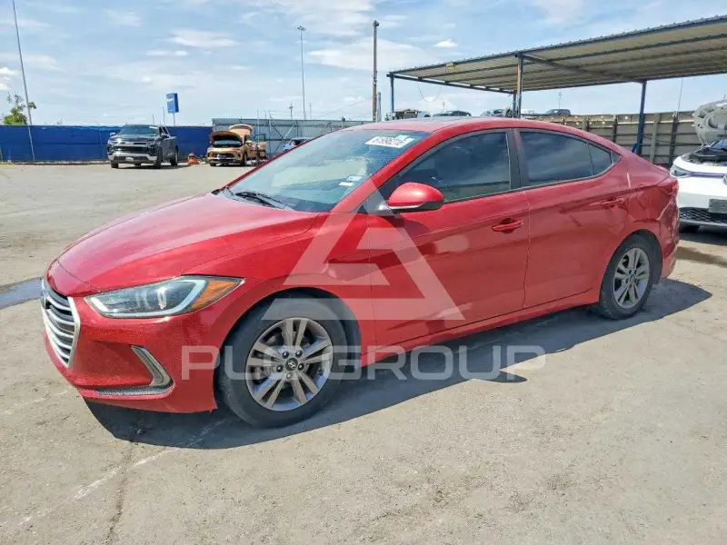 2018 Hyundai Elantra photo
