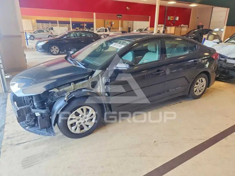 2018 Hyundai Elantra фото