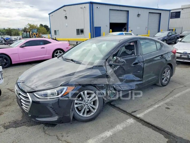 2018 Hyundai Elantra photo