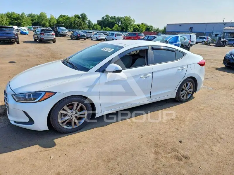2018 Hyundai Elantra photo
