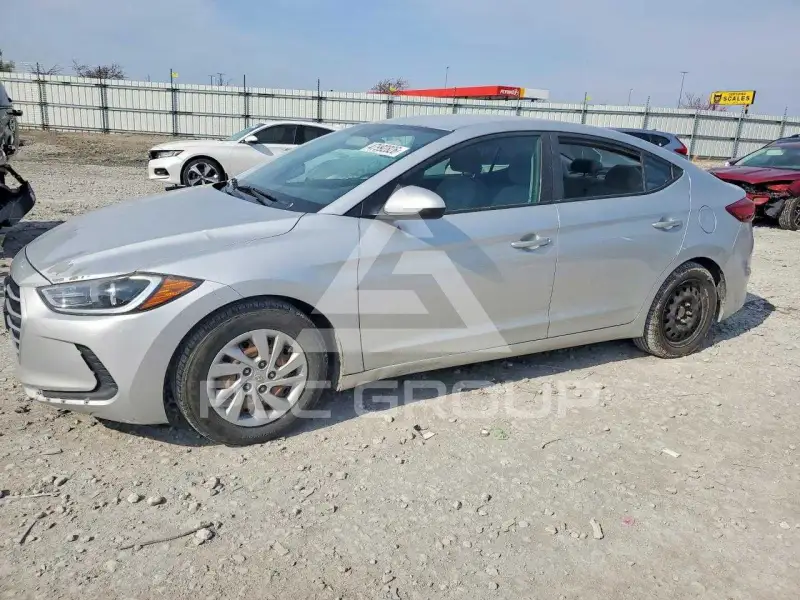 2018 Hyundai Elantra фото