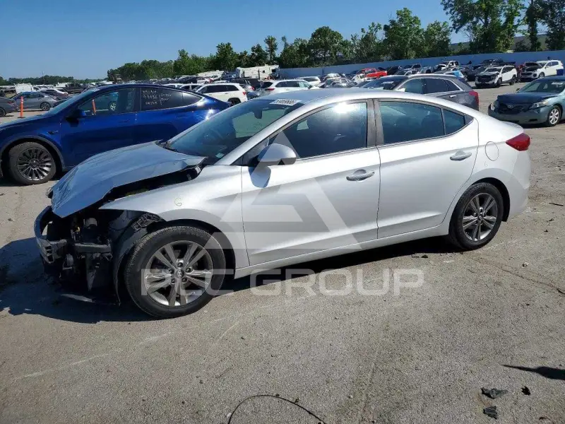 2018 Hyundai Elantra фото