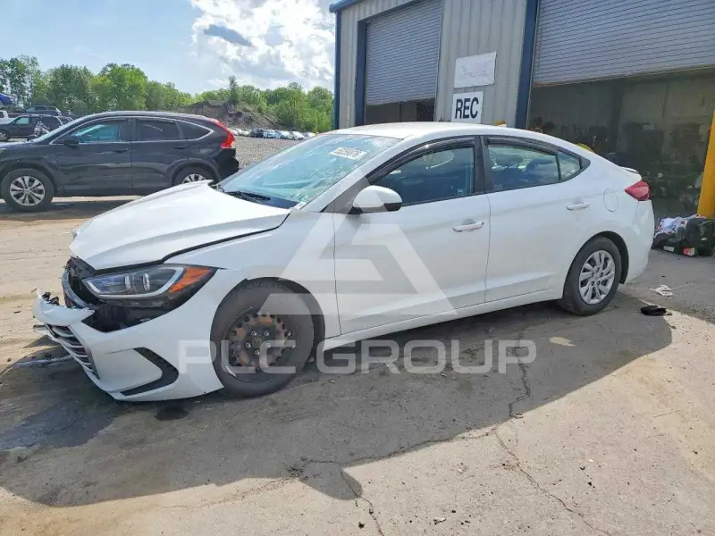 2018 Hyundai Elantra фото