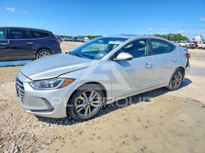 2018 Hyundai Elantra фото