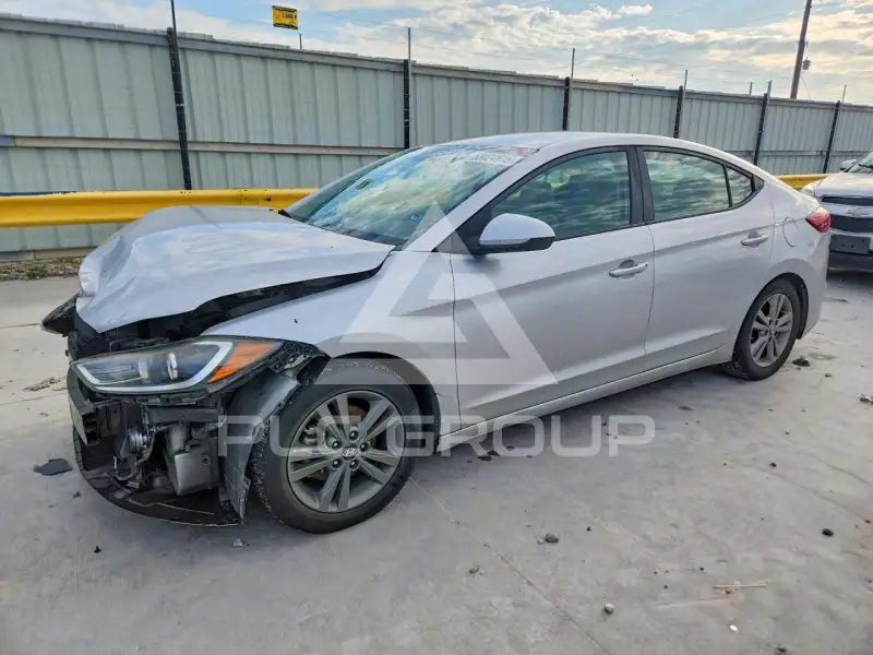 2018 Hyundai Elantra фото