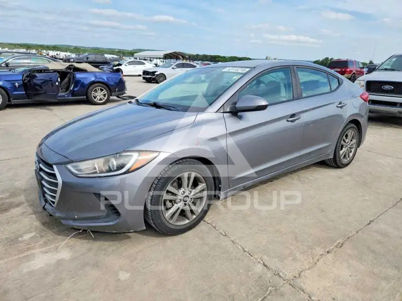 2018 Hyundai Elantra фото