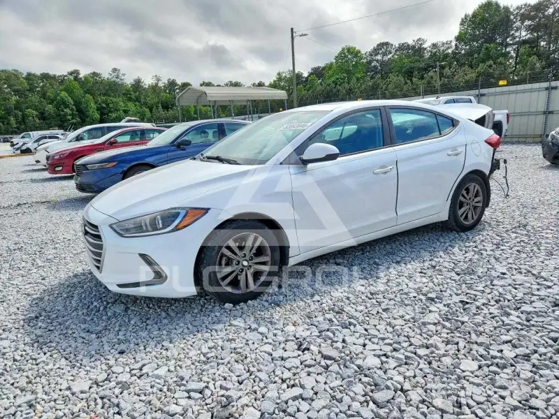 2018 Hyundai Elantra photo