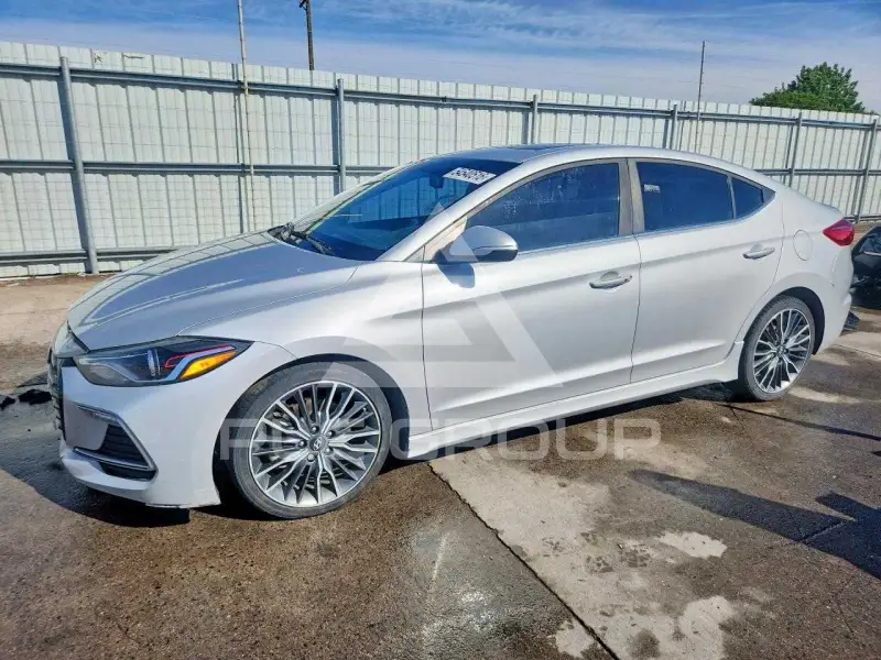 2018 Hyundai Elantra фото