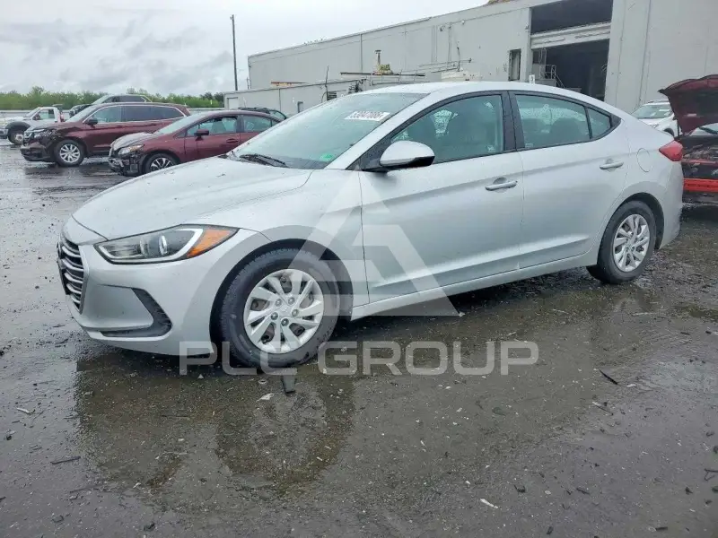 2018 Hyundai Elantra фото