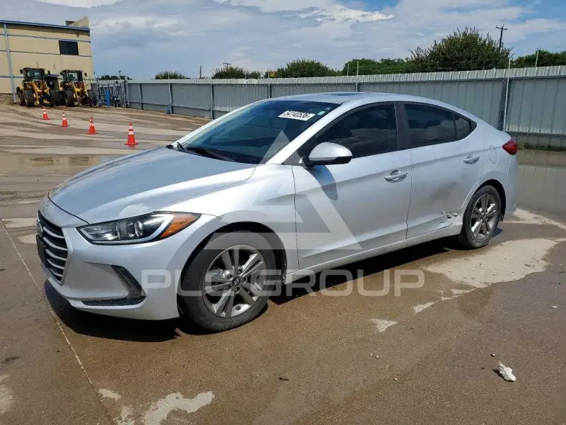 2018 Hyundai Elantra фото
