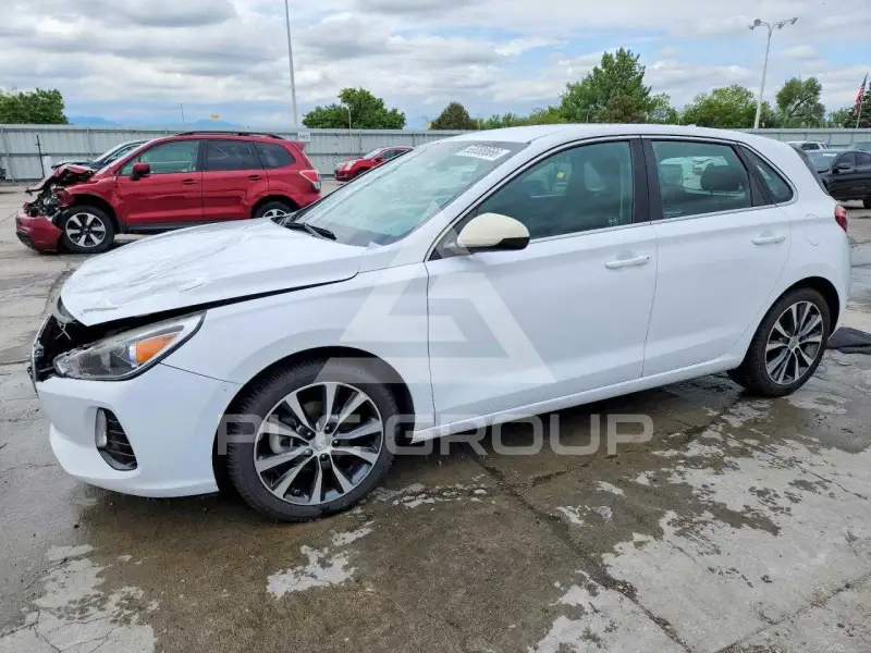 2018 Hyundai Elantra фото