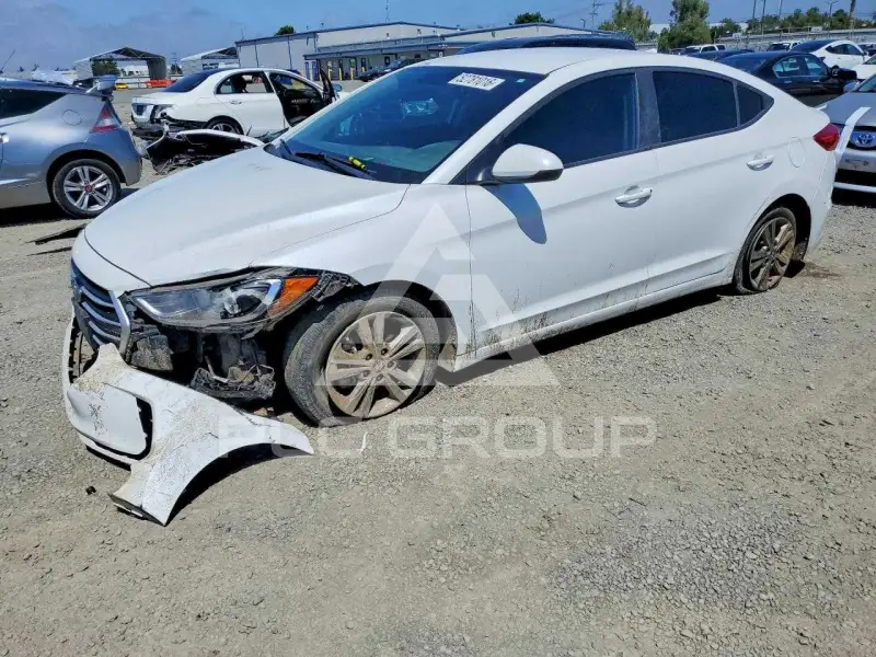 2018 Hyundai Elantra фото