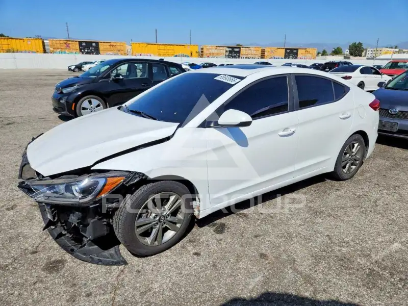 2018 Hyundai Elantra photo